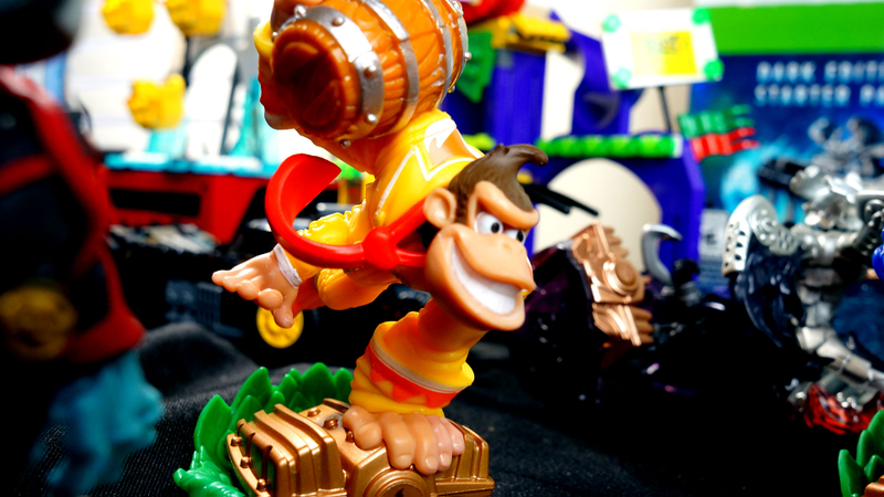 Illustration for article titled The Skylanders Superchargers Toys Are Mostly Great